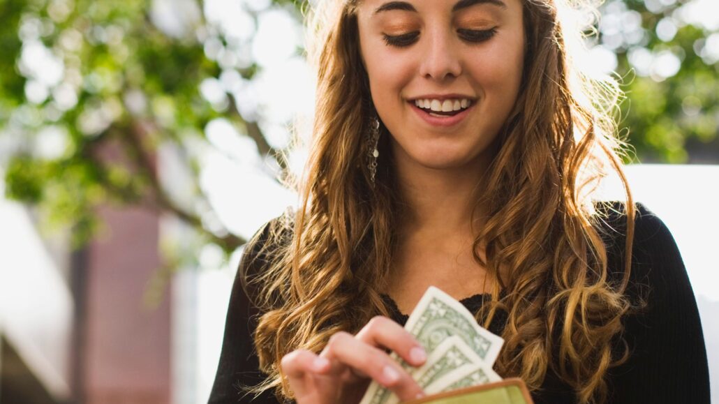 financial freedom hacks to teach your teens